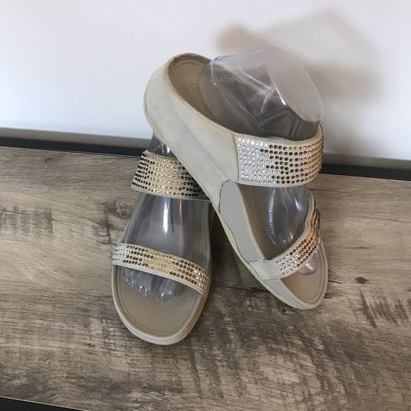 fitflop rhinestone sandals